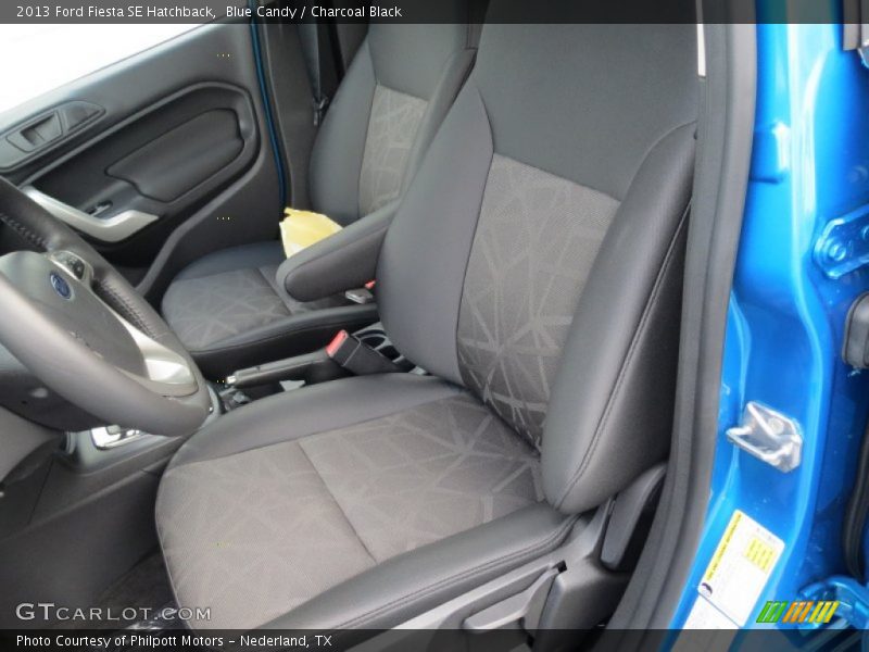 Blue Candy / Charcoal Black 2013 Ford Fiesta SE Hatchback