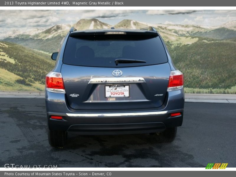 Magnetic Gray Metallic / Black 2013 Toyota Highlander Limited 4WD