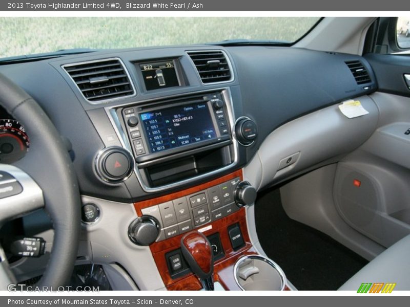 Blizzard White Pearl / Ash 2013 Toyota Highlander Limited 4WD