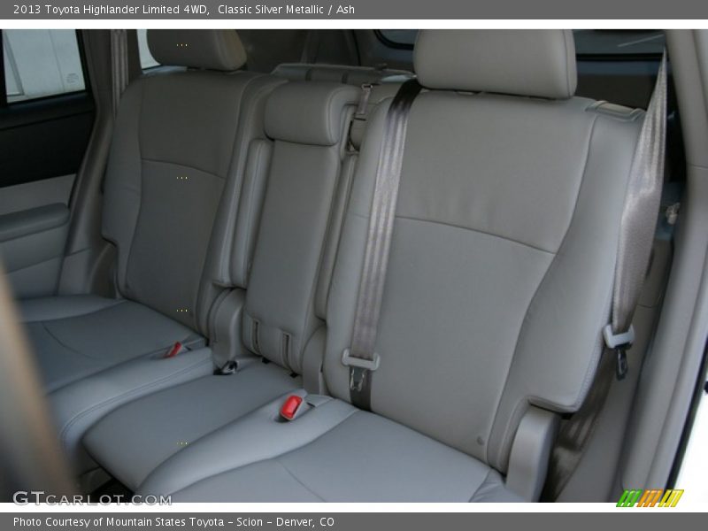 Classic Silver Metallic / Ash 2013 Toyota Highlander Limited 4WD