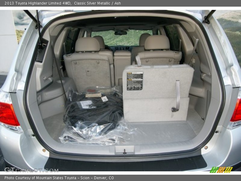 Classic Silver Metallic / Ash 2013 Toyota Highlander Limited 4WD