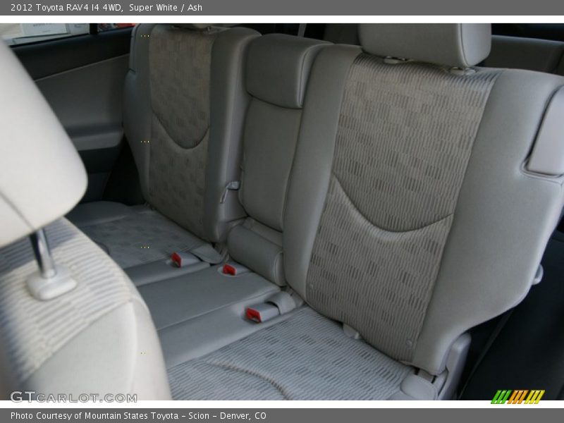 Super White / Ash 2012 Toyota RAV4 I4 4WD