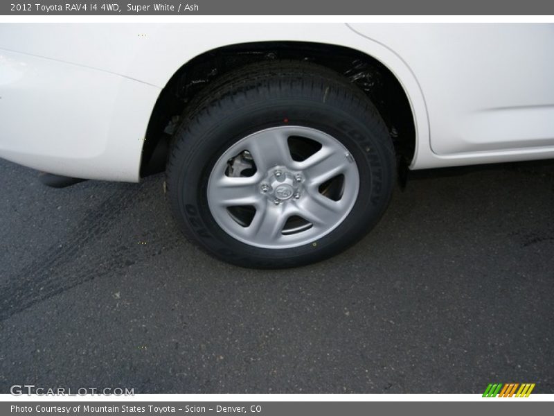 Super White / Ash 2012 Toyota RAV4 I4 4WD
