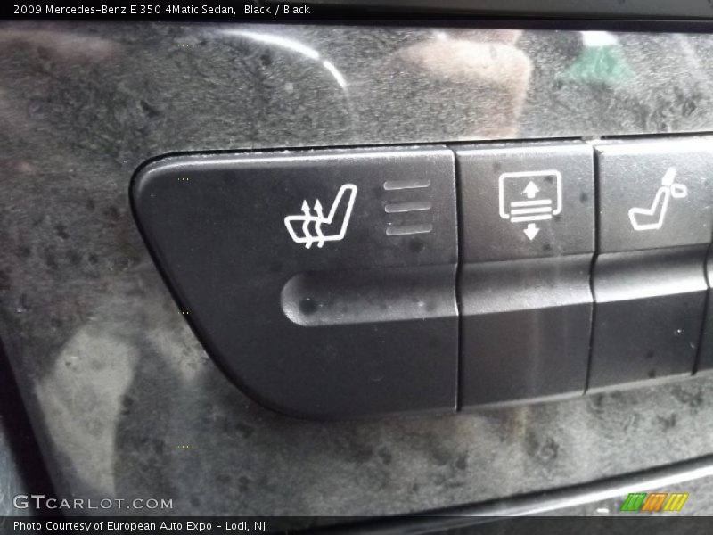 Black / Black 2009 Mercedes-Benz E 350 4Matic Sedan