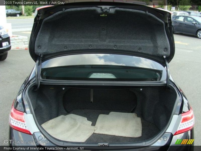 Black / Ash Gray 2010 Toyota Camry LE
