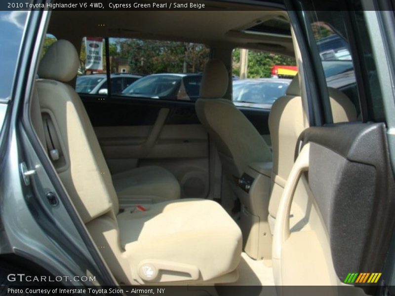 Cypress Green Pearl / Sand Beige 2010 Toyota Highlander V6 4WD