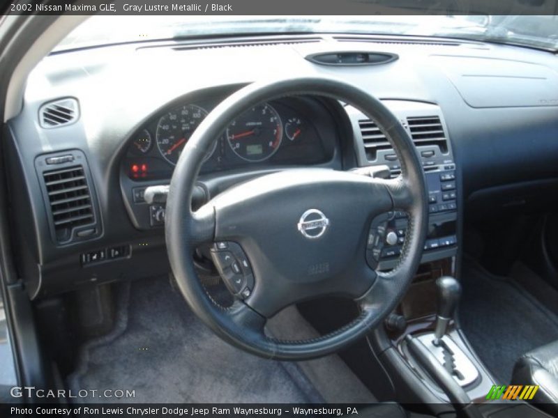 Gray Lustre Metallic / Black 2002 Nissan Maxima GLE