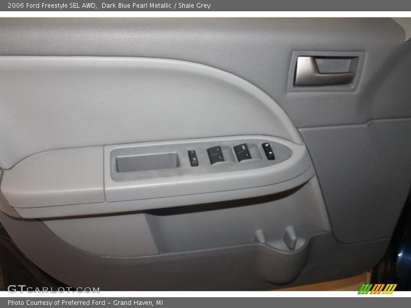 Dark Blue Pearl Metallic / Shale Grey 2006 Ford Freestyle SEL AWD
