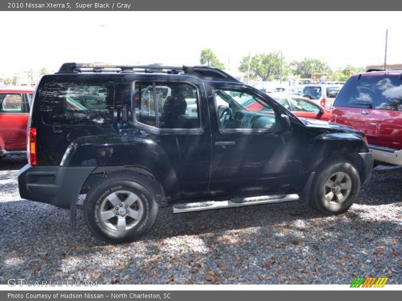 Super Black / Gray 2010 Nissan Xterra S