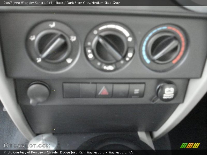 Black / Dark Slate Gray/Medium Slate Gray 2007 Jeep Wrangler Sahara 4x4