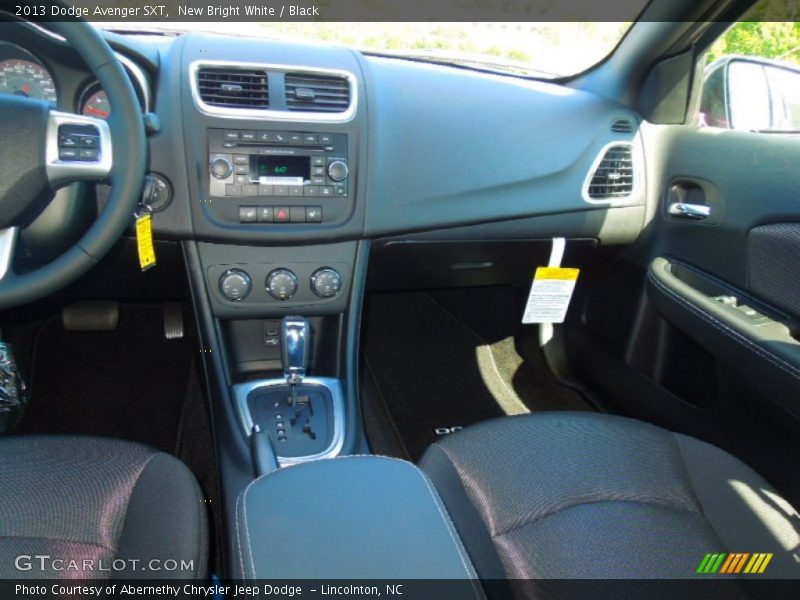 New Bright White / Black 2013 Dodge Avenger SXT