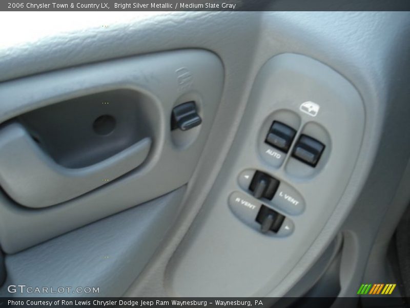 Bright Silver Metallic / Medium Slate Gray 2006 Chrysler Town & Country LX