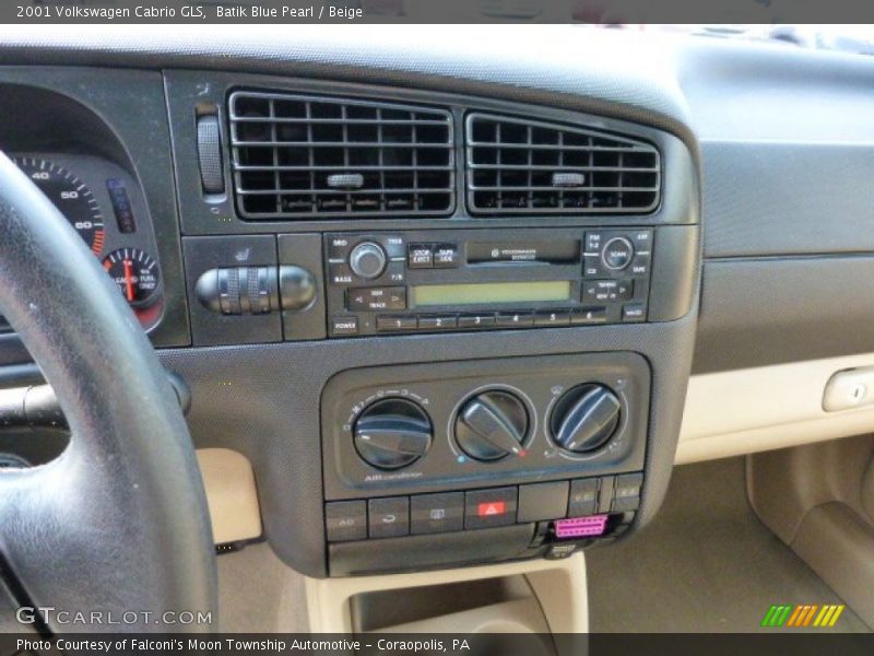 Batik Blue Pearl / Beige 2001 Volkswagen Cabrio GLS