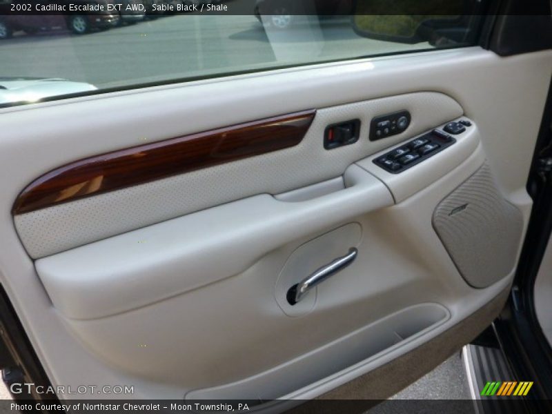 Sable Black / Shale 2002 Cadillac Escalade EXT AWD