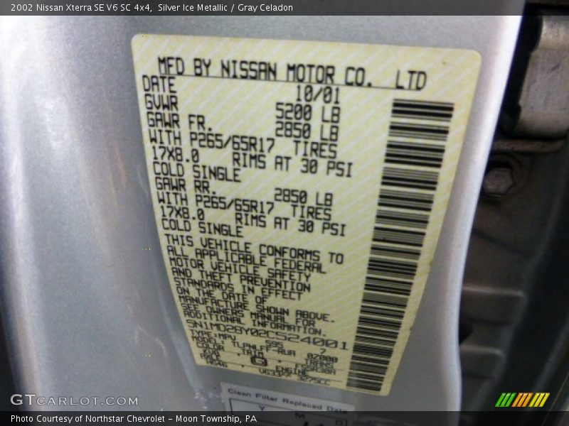Silver Ice Metallic / Gray Celadon 2002 Nissan Xterra SE V6 SC 4x4