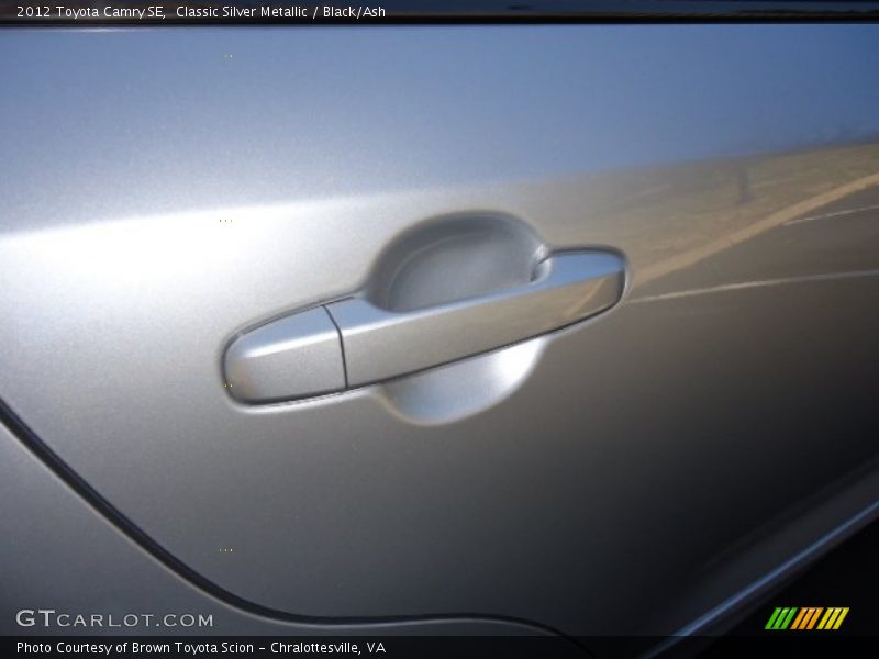 Classic Silver Metallic / Black/Ash 2012 Toyota Camry SE