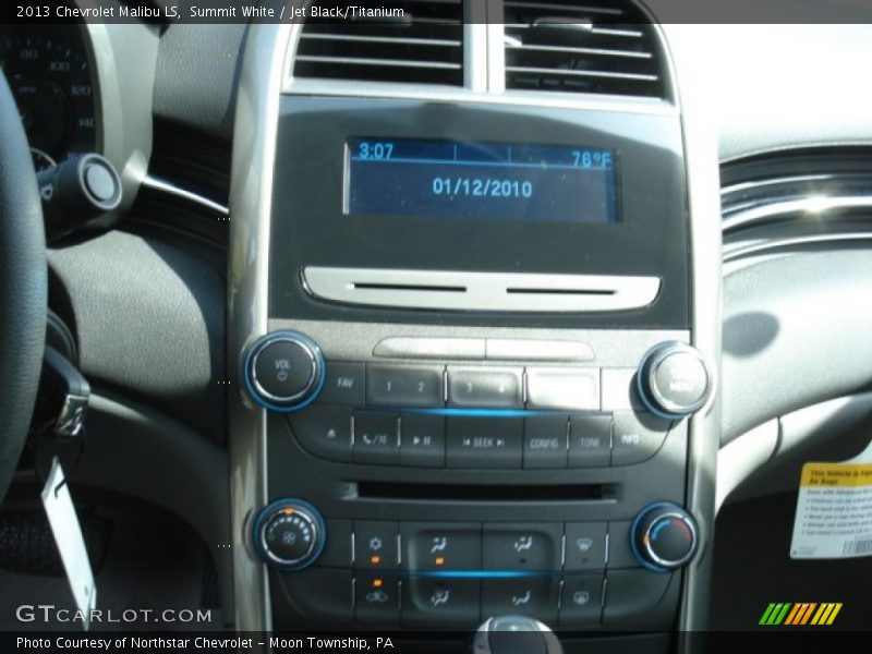 Summit White / Jet Black/Titanium 2013 Chevrolet Malibu LS
