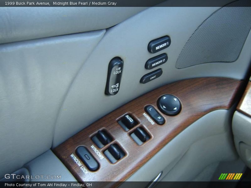Midnight Blue Pearl / Medium Gray 1999 Buick Park Avenue