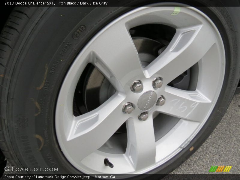 Pitch Black / Dark Slate Gray 2013 Dodge Challenger SXT