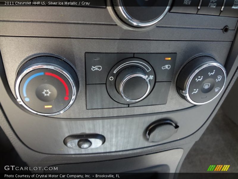 Silver Ice Metallic / Gray 2011 Chevrolet HHR LS