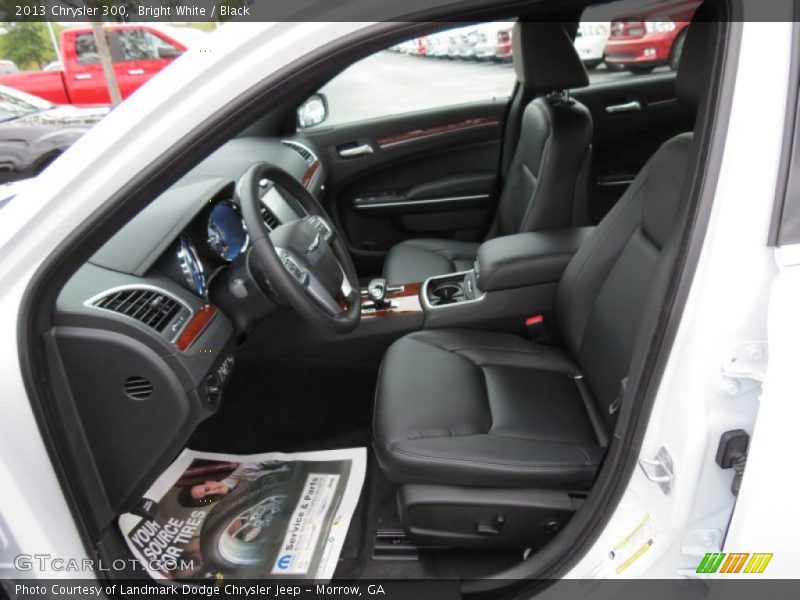 Bright White / Black 2013 Chrysler 300