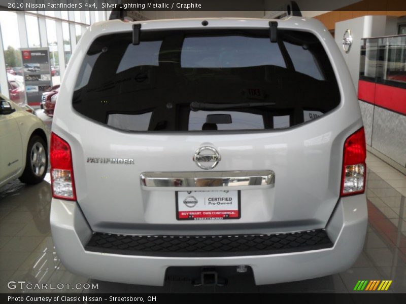 Silver Lightning Metallic / Graphite 2010 Nissan Pathfinder S 4x4