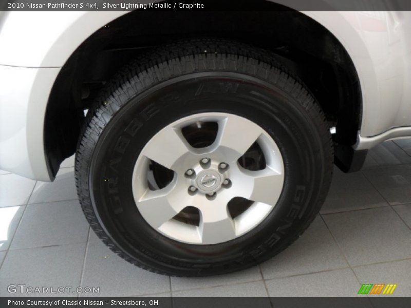 Silver Lightning Metallic / Graphite 2010 Nissan Pathfinder S 4x4