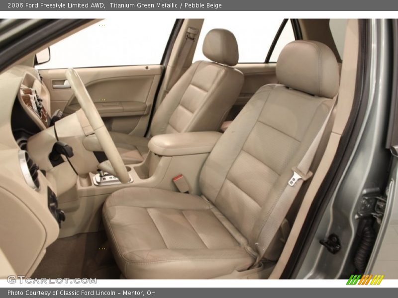 Front Seat of 2006 Freestyle Limited AWD