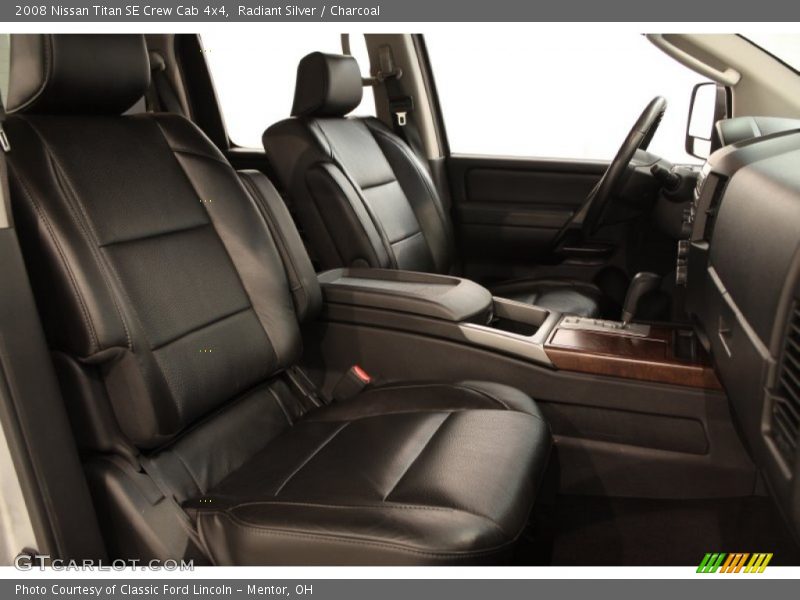  2008 Titan SE Crew Cab 4x4 Charcoal Interior