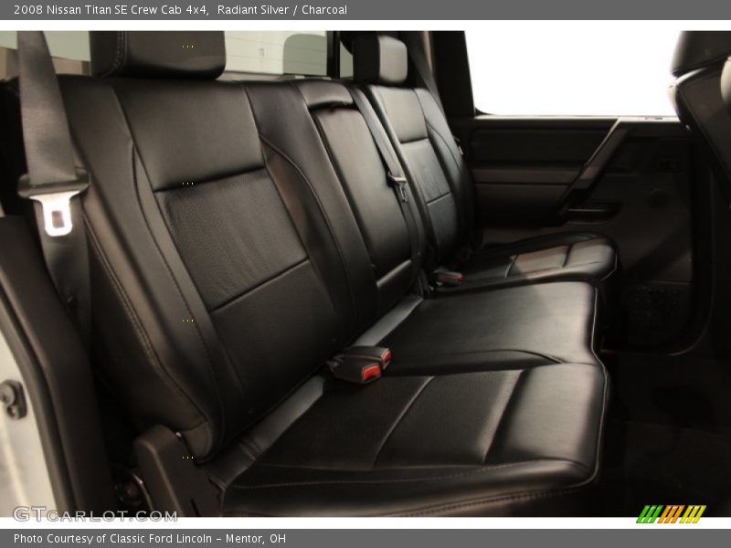 Radiant Silver / Charcoal 2008 Nissan Titan SE Crew Cab 4x4