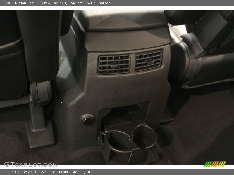 Radiant Silver / Charcoal 2008 Nissan Titan SE Crew Cab 4x4