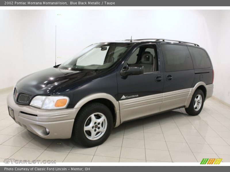 Front 3/4 View of 2002 Montana MontanaVision