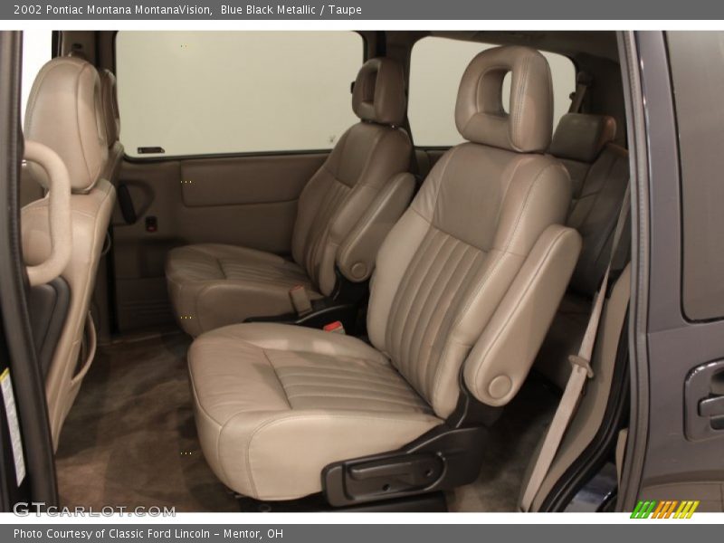  2002 Montana MontanaVision Taupe Interior