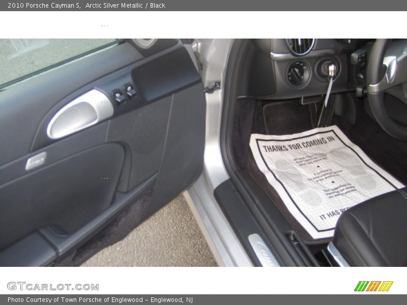 Arctic Silver Metallic / Black 2010 Porsche Cayman S