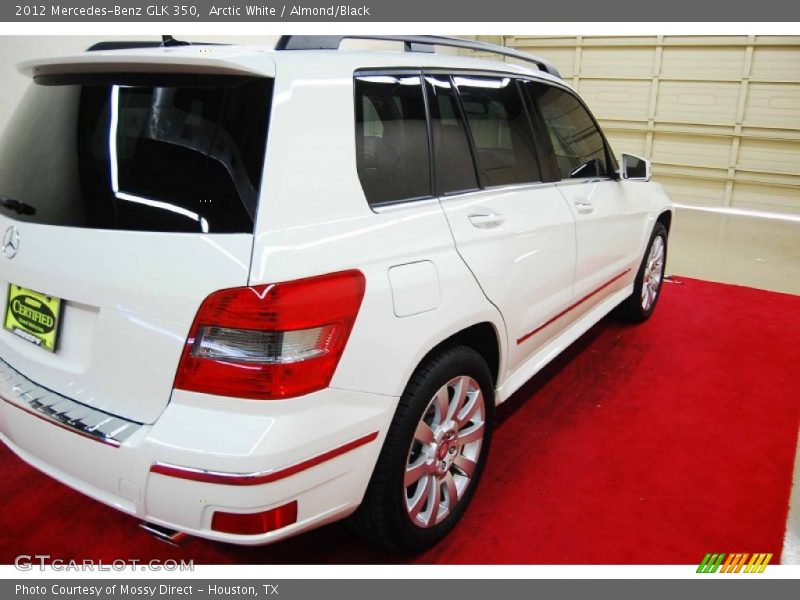 Arctic White / Almond/Black 2012 Mercedes-Benz GLK 350