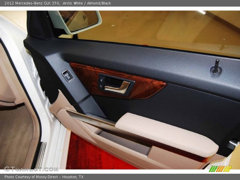 Arctic White / Almond/Black 2012 Mercedes-Benz GLK 350