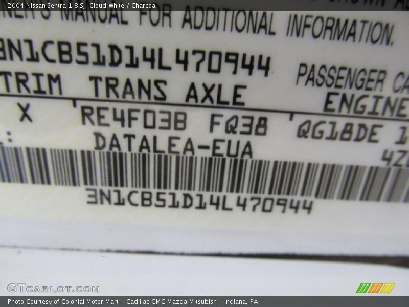 Cloud White / Charcoal 2004 Nissan Sentra 1.8 S