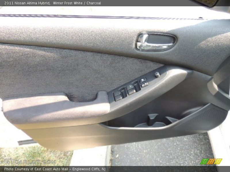 Winter Frost White / Charcoal 2011 Nissan Altima Hybrid