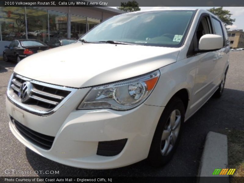 Calla Lilly White / Aero Gray 2010 Volkswagen Routan SE