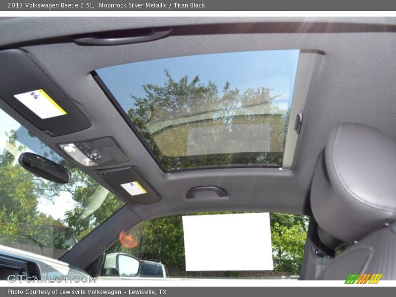 Moonrock Silver Metallic / Titan Black 2013 Volkswagen Beetle 2.5L