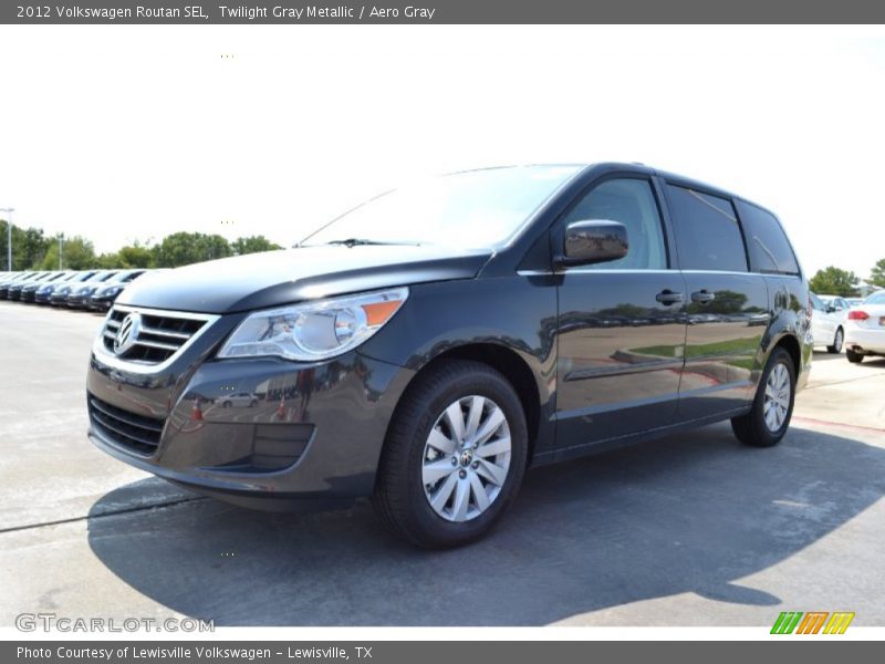 Twilight Gray Metallic / Aero Gray 2012 Volkswagen Routan SEL