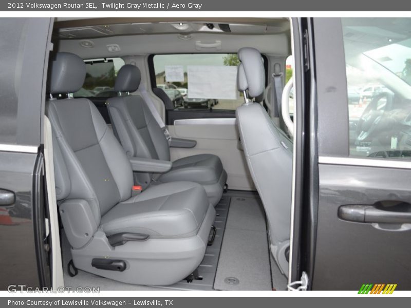 Twilight Gray Metallic / Aero Gray 2012 Volkswagen Routan SEL