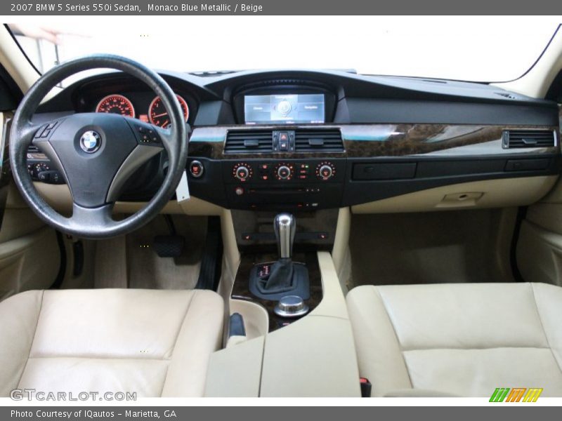 Dashboard of 2007 5 Series 550i Sedan