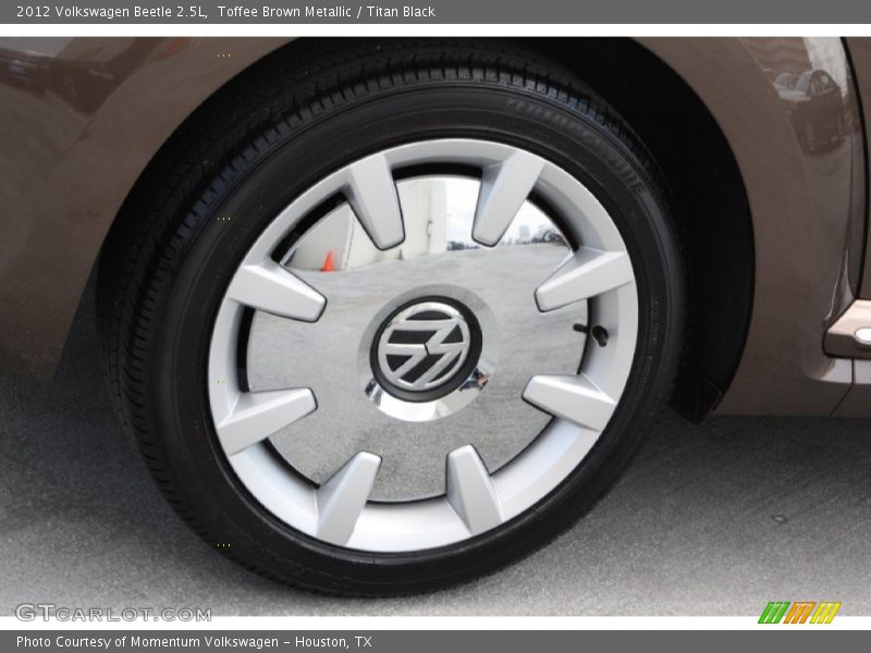 Toffee Brown Metallic / Titan Black 2012 Volkswagen Beetle 2.5L