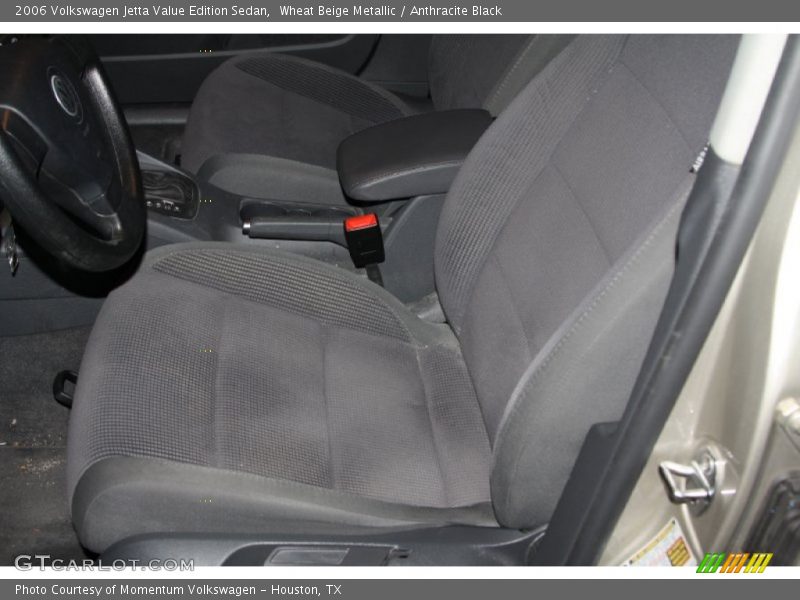 Wheat Beige Metallic / Anthracite Black 2006 Volkswagen Jetta Value Edition Sedan
