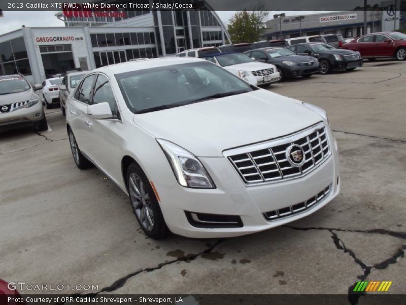 White Diamond Tricoat / Shale/Cocoa 2013 Cadillac XTS FWD