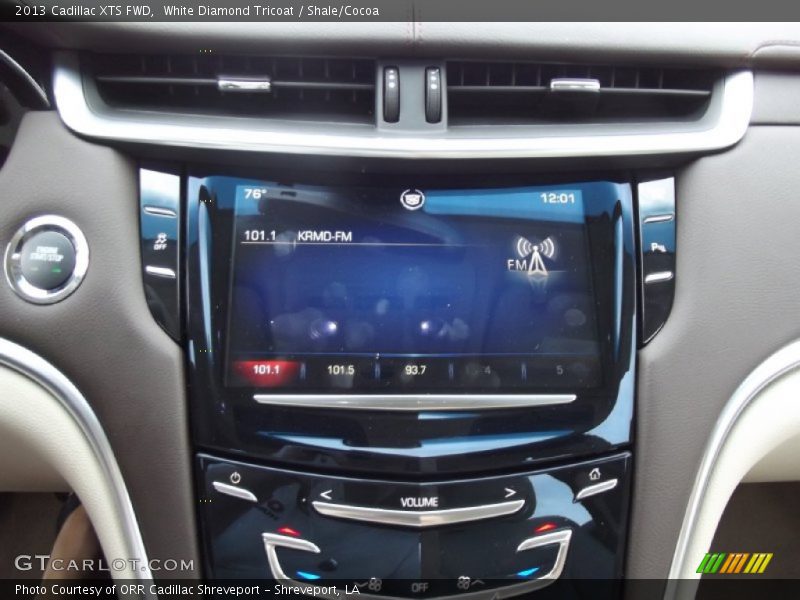 White Diamond Tricoat / Shale/Cocoa 2013 Cadillac XTS FWD