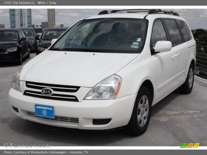 White / Gray 2007 Kia Sedona LX