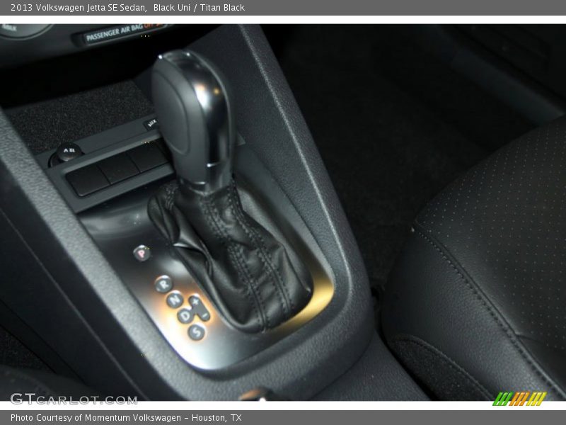 Black Uni / Titan Black 2013 Volkswagen Jetta SE Sedan