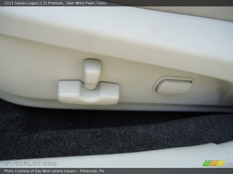 Satin White Pearl / Ivory 2013 Subaru Legacy 2.5i Premium